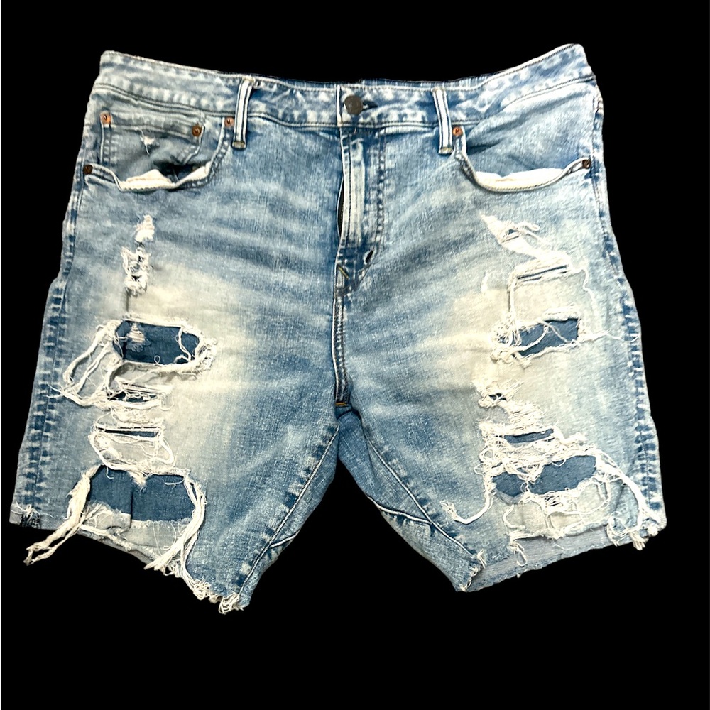 American Eagle 🦅 Outfitters Men’s Distressed Jorts